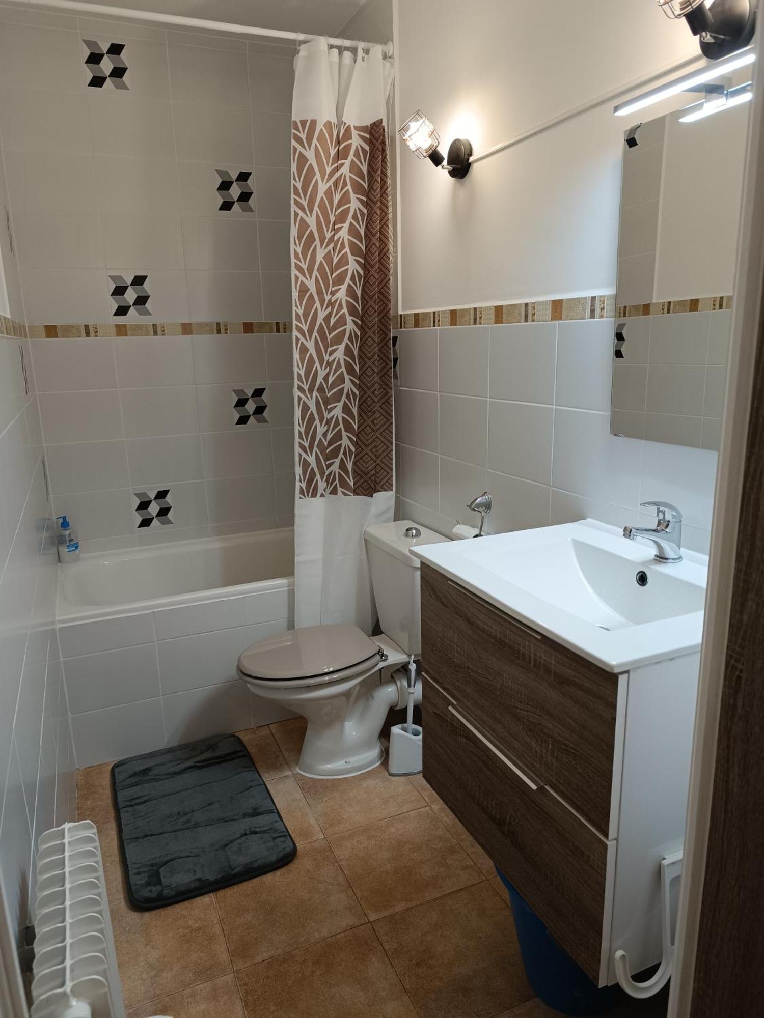 Studio Agreable Tout Confort Лез-Англь Экстерьер фото